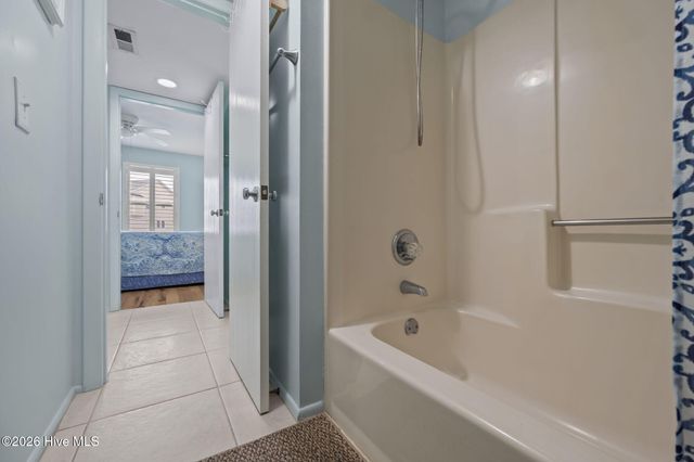918 N New River Drive 314, Surf City, NC 28445