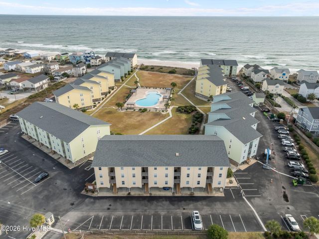918 N New River Drive 314, Surf City, NC 28445
