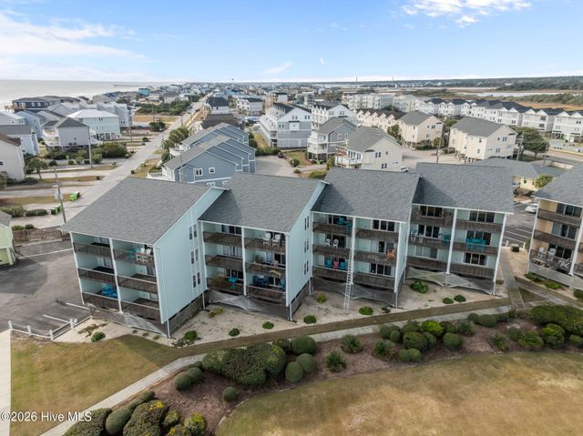 918 N New River Drive 314, Surf City, NC 28445