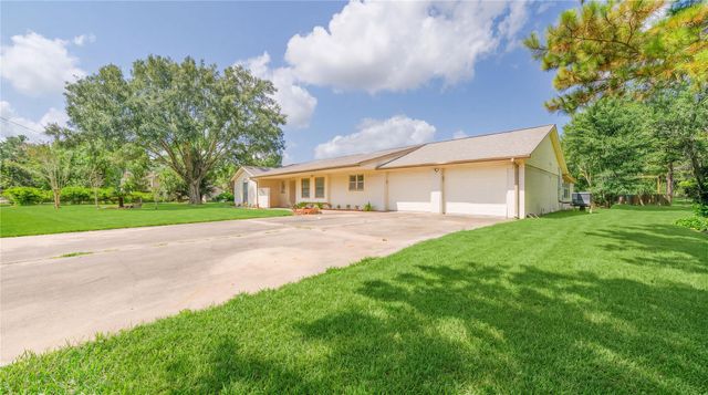 3304 Bruce Hall Road, Santa Fe, TX 77510