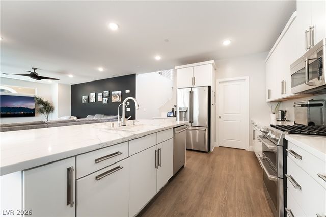 2166 Trivero Street, Henderson, NV 89044