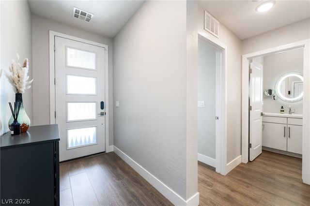 2166 Trivero Street, Henderson, NV 89044