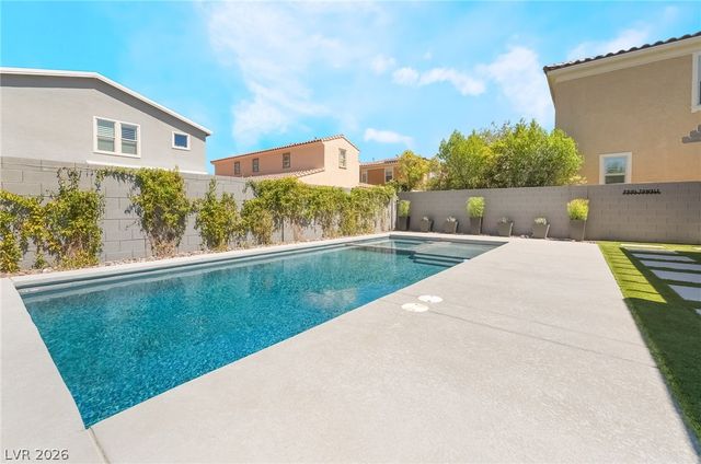 2166 Trivero Street, Henderson, NV 89044