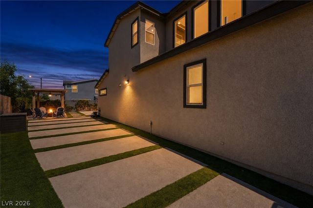 2166 Trivero Street, Henderson, NV 89044
