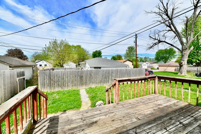 142 S 5th Avenue, Beech Grove, IN 46107