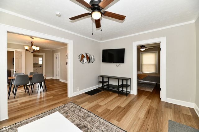 142 S 5th Avenue, Beech Grove, IN 46107