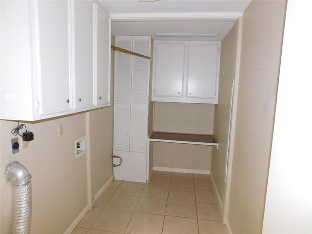 725 W 42nd Street, Houston, TX 77018