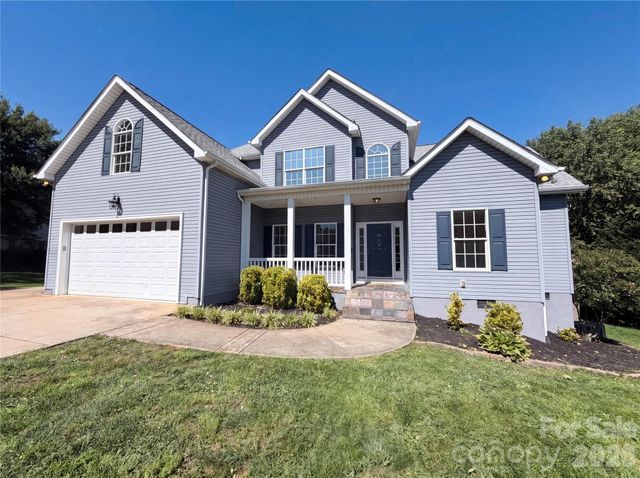 4990 Sagittarius Circle, Denver, NC 28037