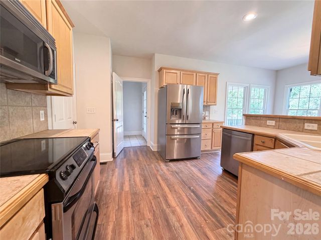 4990 Sagittarius Circle, Denver, NC 28037