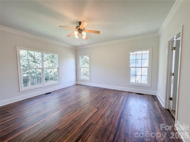4990 Sagittarius Circle, Denver, NC 28037
