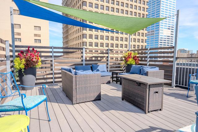 110 N 3rd Street, 606, Columbus, OH 43215