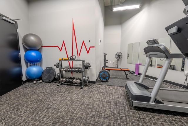 110 N 3rd Street, 606, Columbus, OH 43215