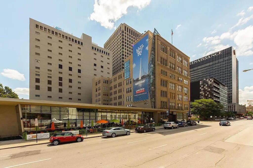 110 N 3rd Street, 606, Columbus, OH 43215