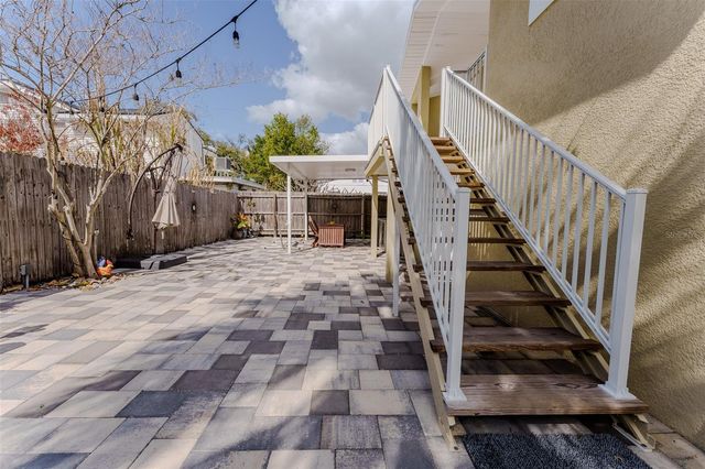 203 W CREST AVENUE, Tampa, FL 33603