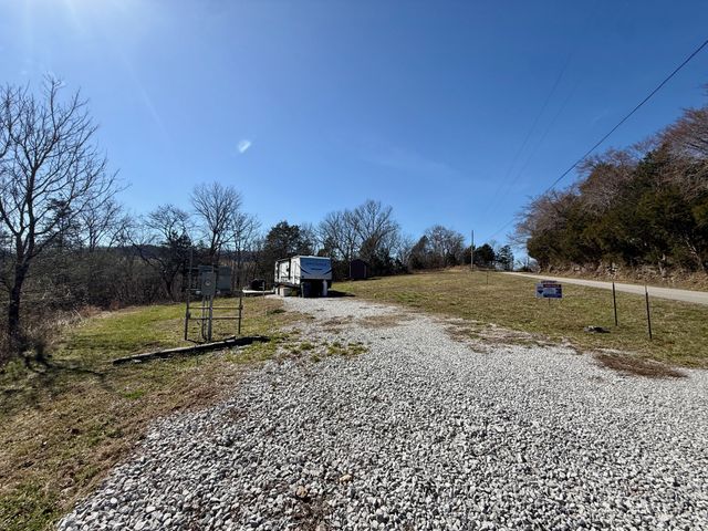 588 Club Springs Rd, Buffalo Valley, TN 38548
