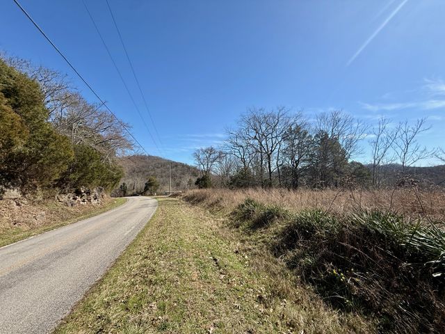 588 Club Springs Rd, Buffalo Valley, TN 38548