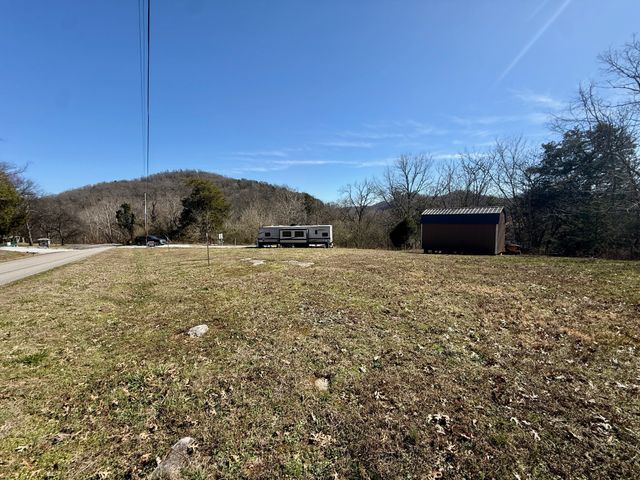 588 Club Springs Rd, Buffalo Valley, TN 38548