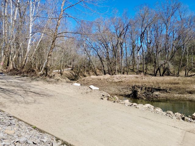 588 Club Springs Rd, Buffalo Valley, TN 38548