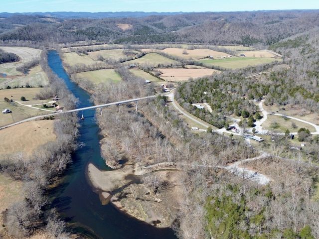 588 Club Springs Rd, Buffalo Valley, TN 38548