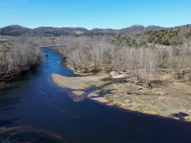 588 Club Springs Rd, Buffalo Valley, TN 38548