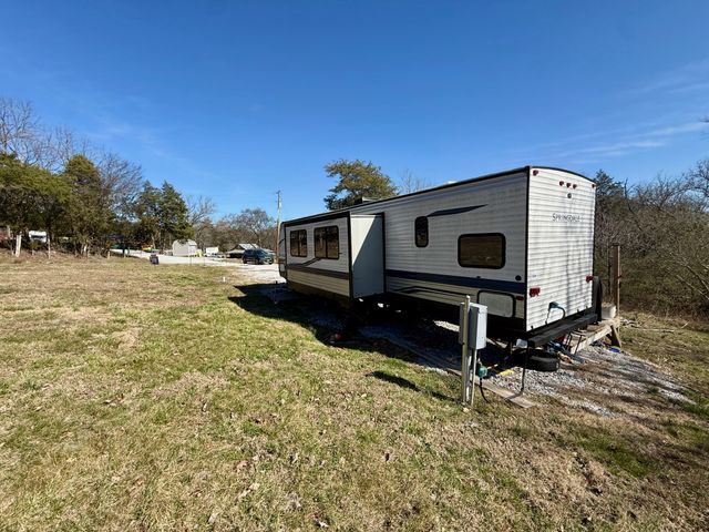 588 Club Springs Rd, Buffalo Valley, TN 38548