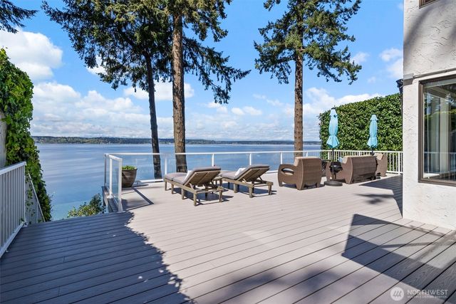 3810 Forest Beach Drive NW, Gig Harbor, WA 98335