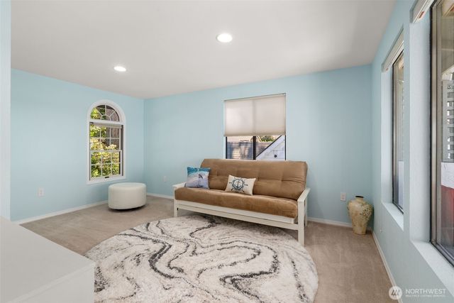 3810 Forest Beach Drive NW, Gig Harbor, WA 98335