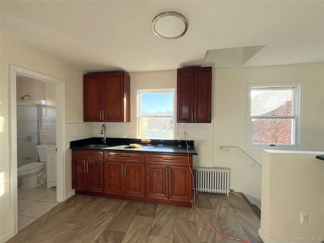 6040 55th Drive, Maspeth, NY 11378