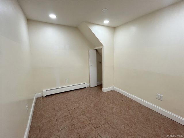 6040 55th Drive, Maspeth, NY 11378