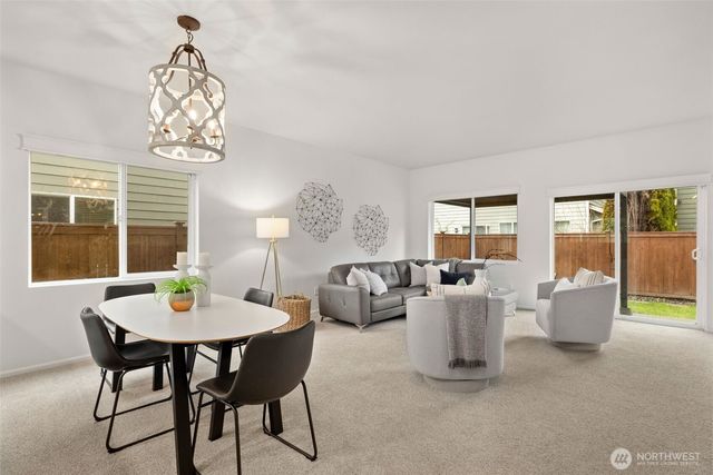 1421 32nd Street NE, Auburn, WA 98002