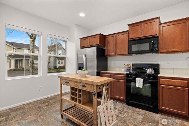 1421 32nd Street NE, Auburn, WA 98002