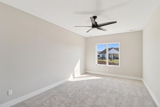 16628 Deerview Drive, Urbandale, IA 50323