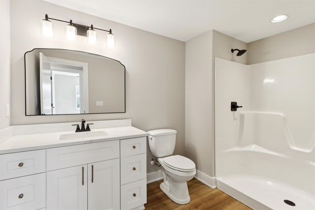 16628 Deerview Drive, Urbandale, IA 50323