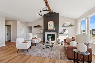 16628 Deerview Drive, Urbandale, IA 50323