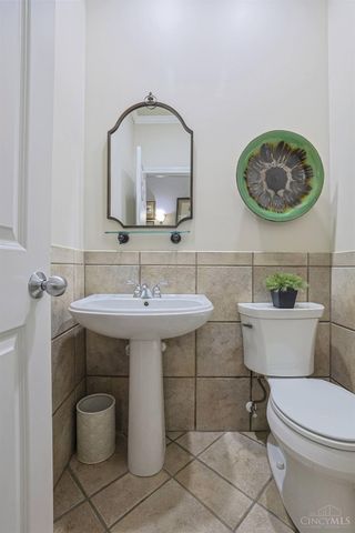 8313 Ironside Court, West Chester, OH 45069