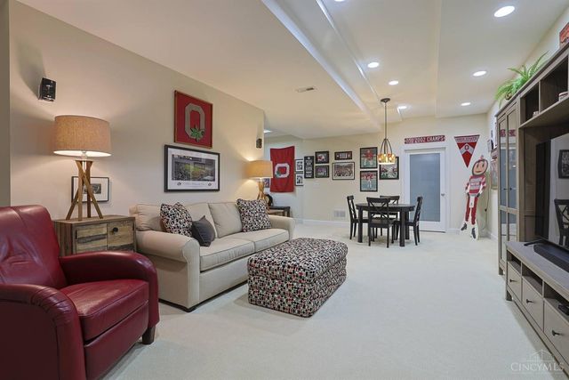 8313 Ironside Court, West Chester, OH 45069