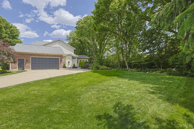 8313 Ironside Court, West Chester, OH 45069