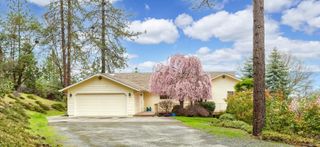 4280 Cloverlawn Drive, Grants Pass, OR 97527