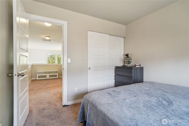 19202 Village Court E, Bonney Lake, WA 98391