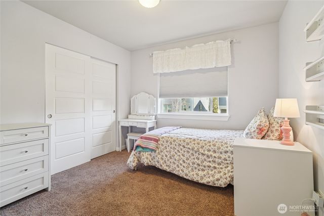 19202 Village Court E, Bonney Lake, WA 98391