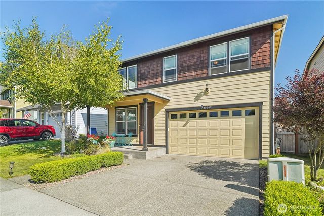 19202 Village Court E, Bonney Lake, WA 98391