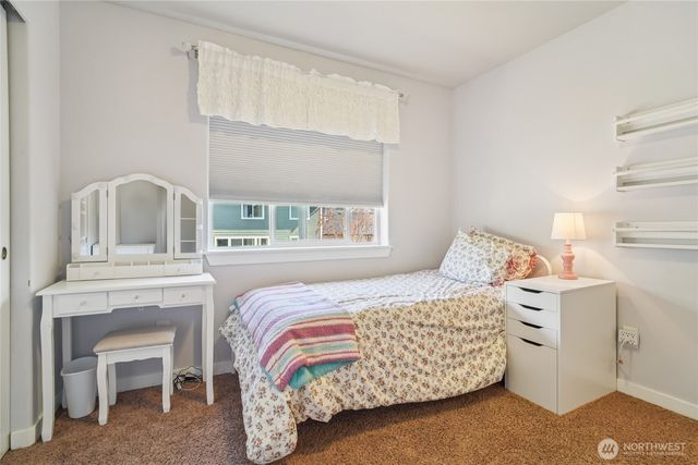 19202 Village Court E, Bonney Lake, WA 98391