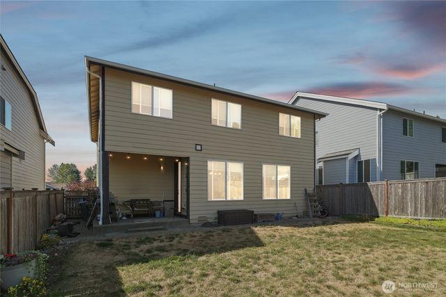 19202 Village Court E, Bonney Lake, WA 98391