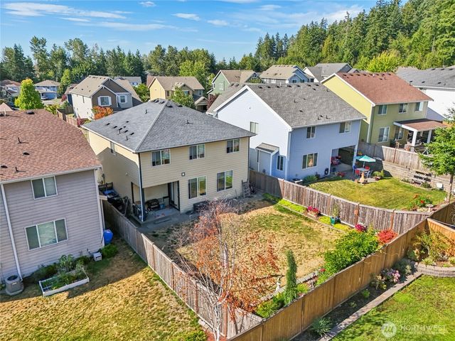 19202 Village Court E, Bonney Lake, WA 98391