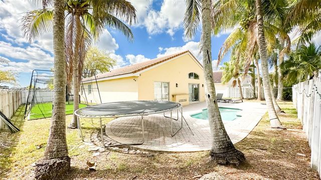 18795 NW 24th Court, Pembroke Pines, FL 33029