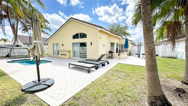 18795 NW 24th Court, Pembroke Pines, FL 33029