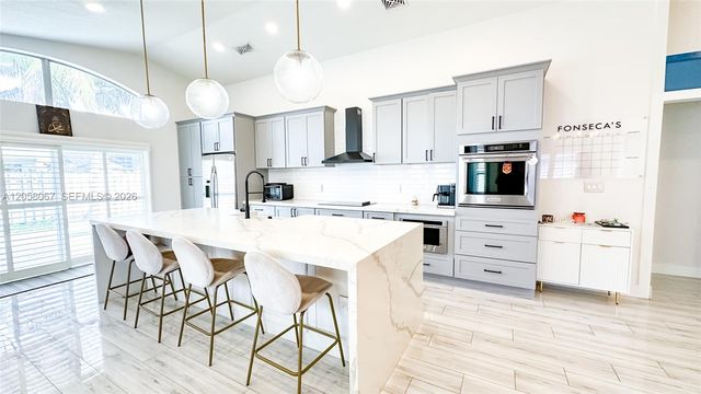 18795 NW 24th Court, Pembroke Pines, FL 33029