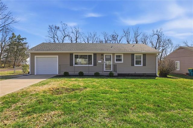 7301 Woodson Street, Overland Park, KS 66204