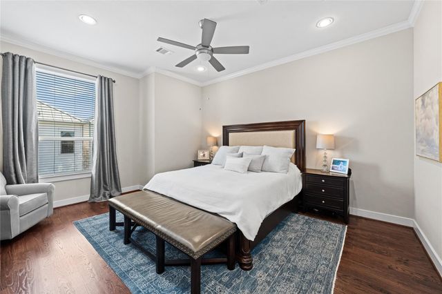 5809 E Post Oak Lane, Houston, TX 77055