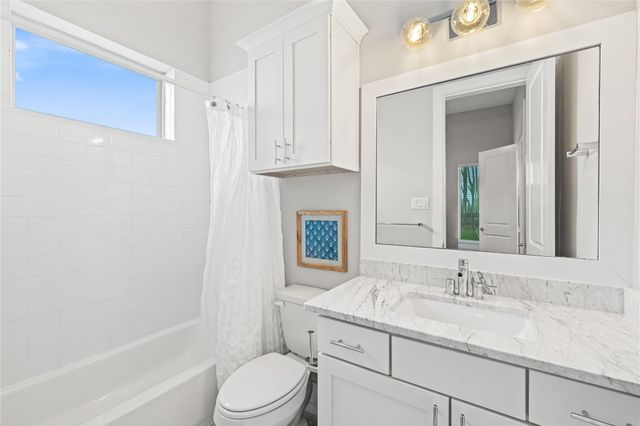 5809 E Post Oak Lane, Houston, TX 77055